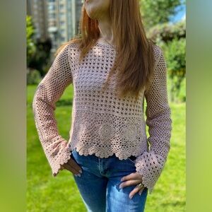 Preowned Elegant Pink Crochet Sweater
